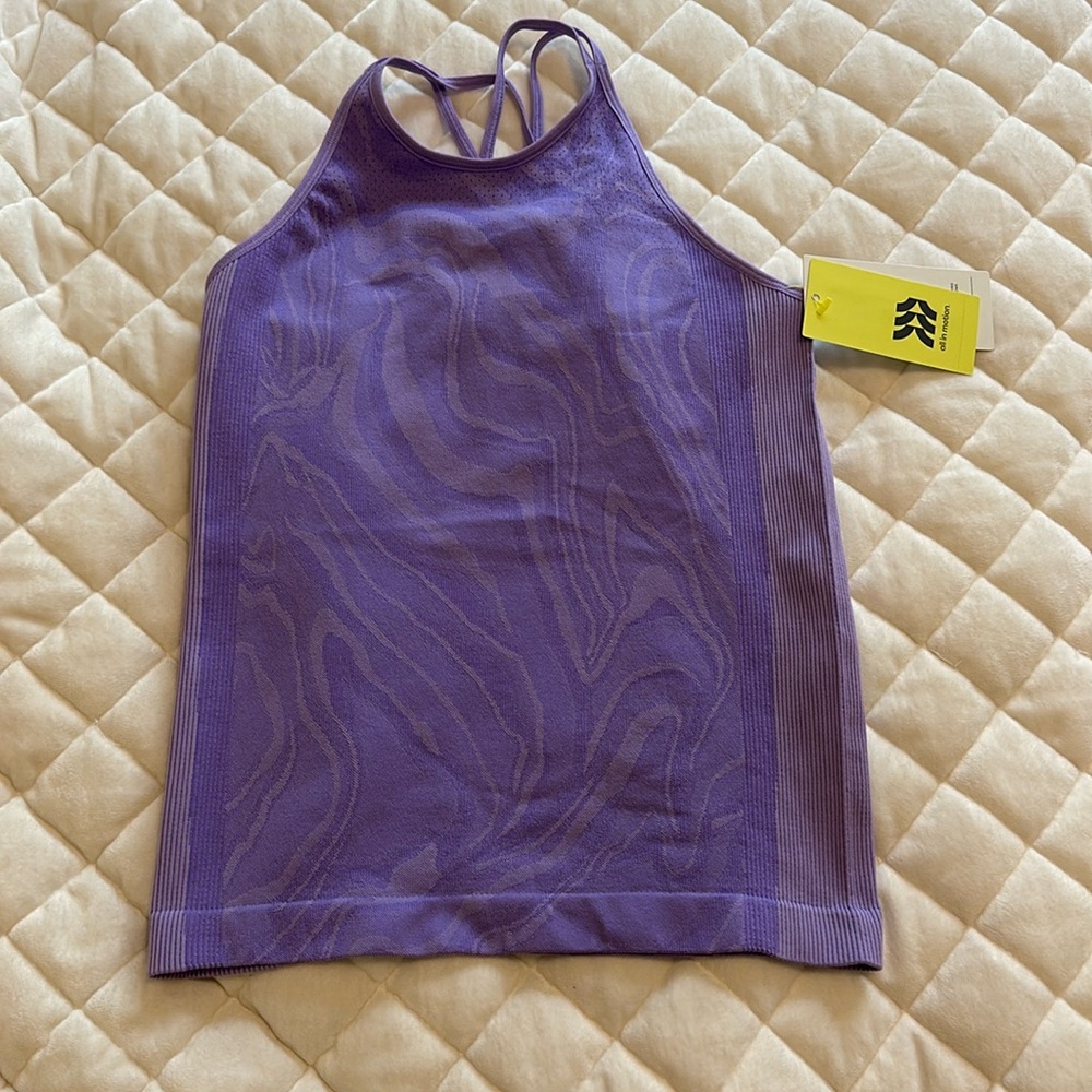 Workout tank top